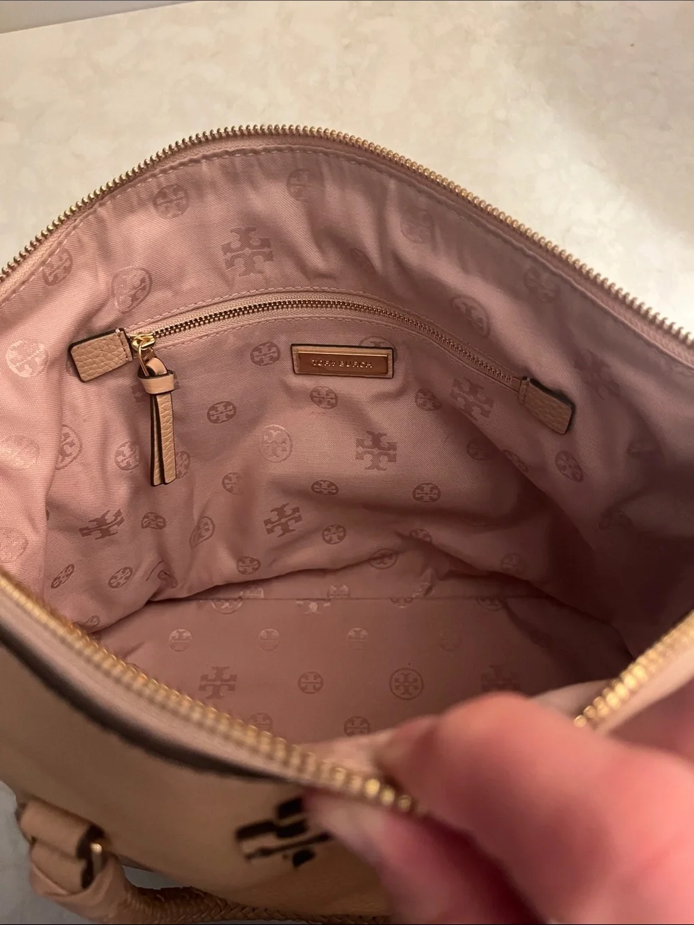 Tory Burch Taylor leather Slouchy Satchel Bag - Devon Sand  no crossbody strap